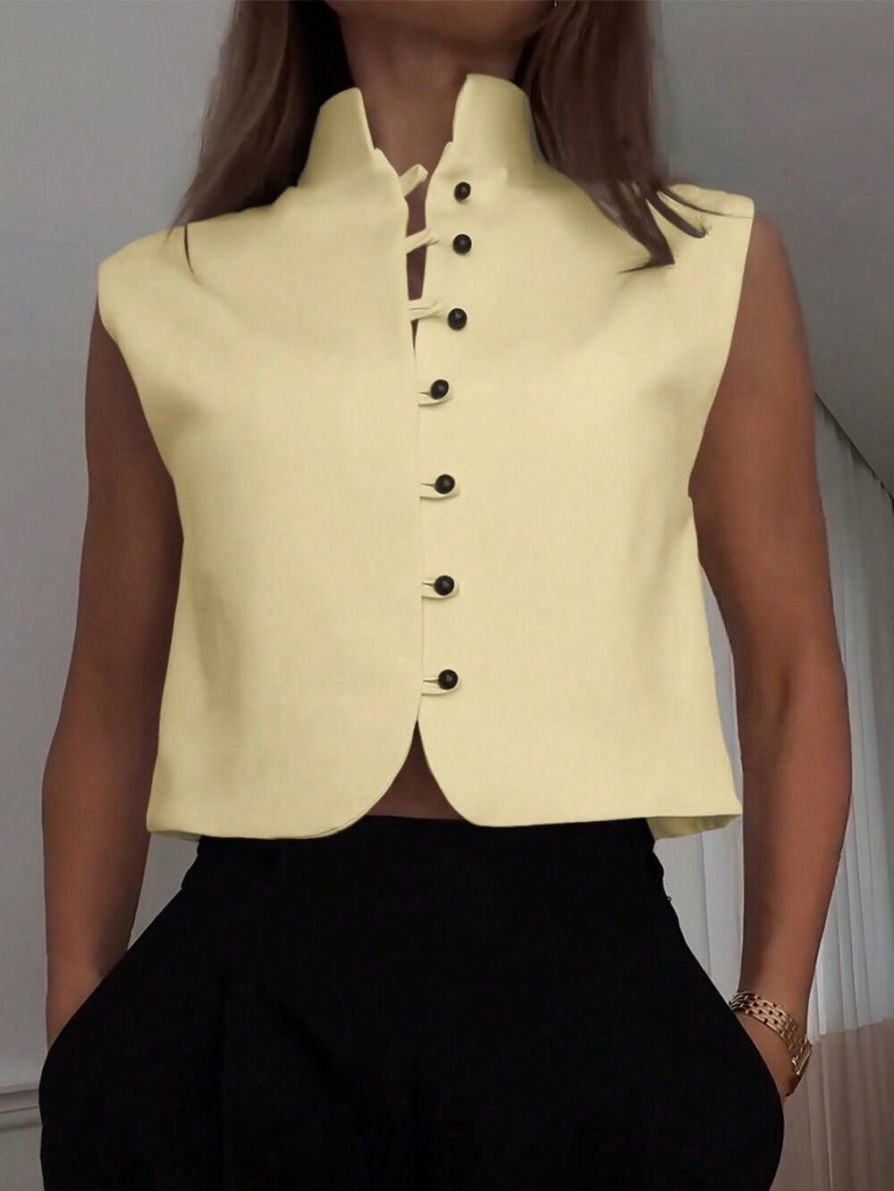 Light Yellow Casual Women's Elegant Sleeveless button down Tank Top